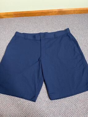 Under Armour Men's Blue Striped Golf Dress Short 42
